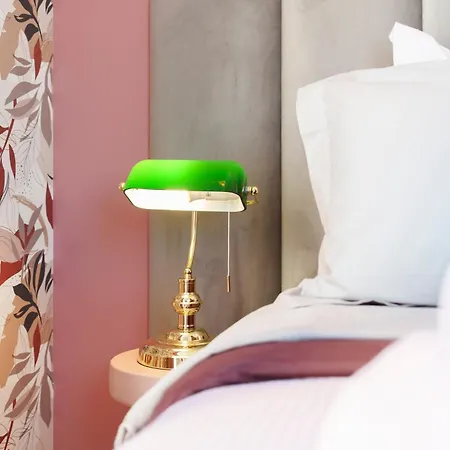 Renting - Cambrai03 - Seaside On The Promenade Des Apartment Nice